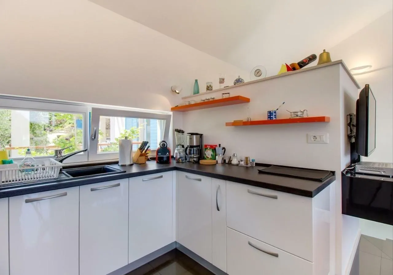 Apartments Elias Mali Losinj