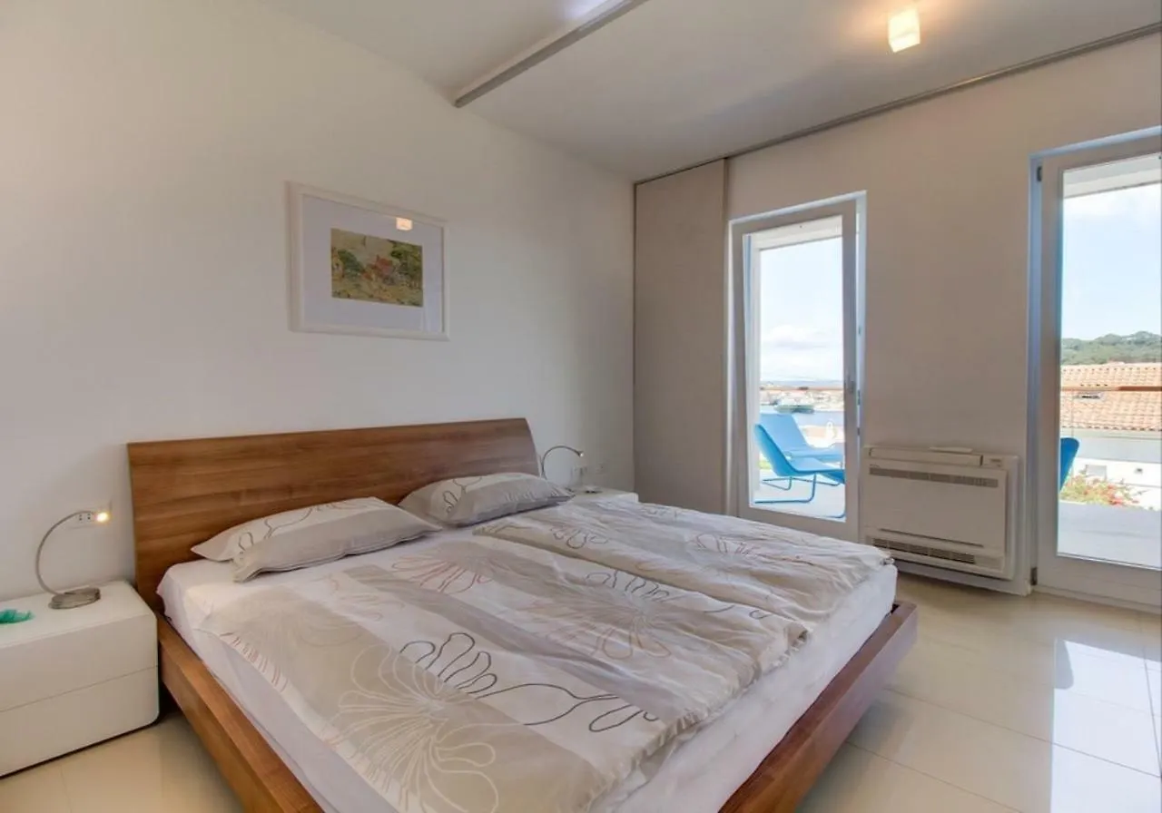 Apartments Elias Mali Losinj