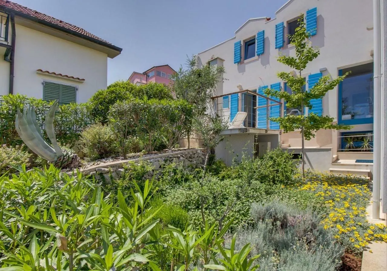 Apartments Elias Mali Losinj 0*,  Croatia